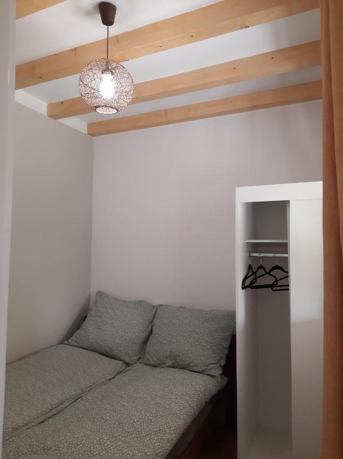 Noclegi Różanka ugości w domku wielosezonowym grupę do 6 osób Radomierz Exterior foto