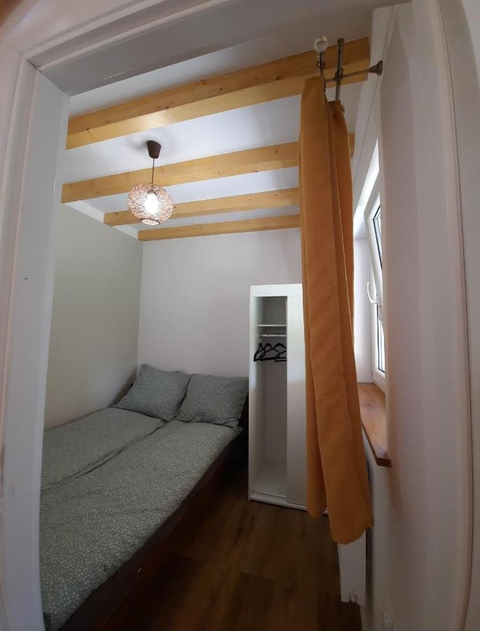 Noclegi Różanka ugości w domku wielosezonowym grupę do 6 osób Radomierz Exterior foto